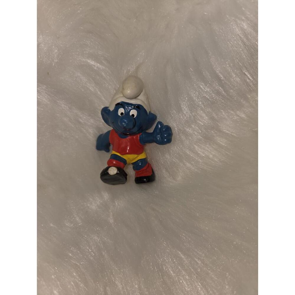 Vintage Soccer Smurf Figurine in Soccer Outfit